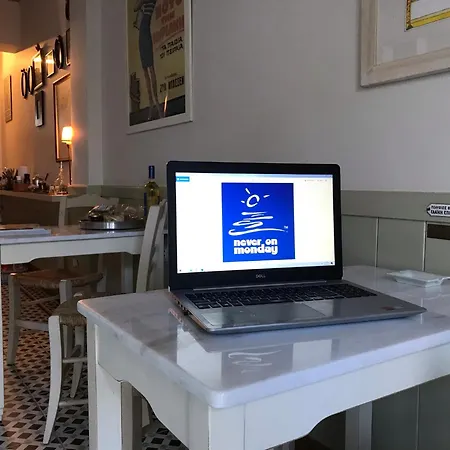 & Cafe, 2 Terraces, Panoramic Sea View Rethymno