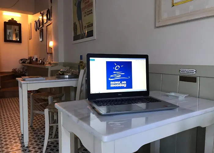 & Cafe, 2 Terraces, Panoramic Sea View Rethymno